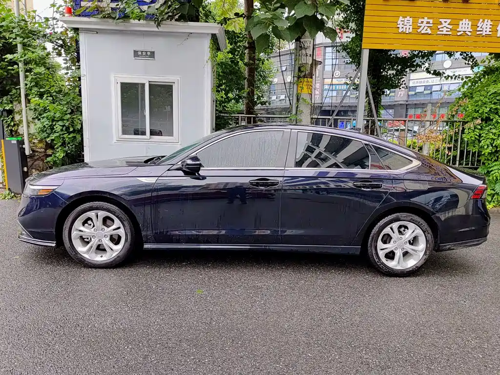 Honda Accord — фото 3