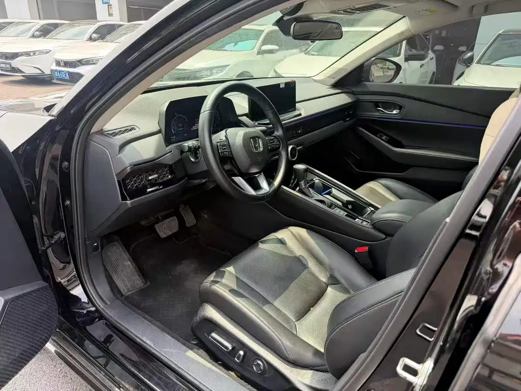 Honda Accord — фото 2