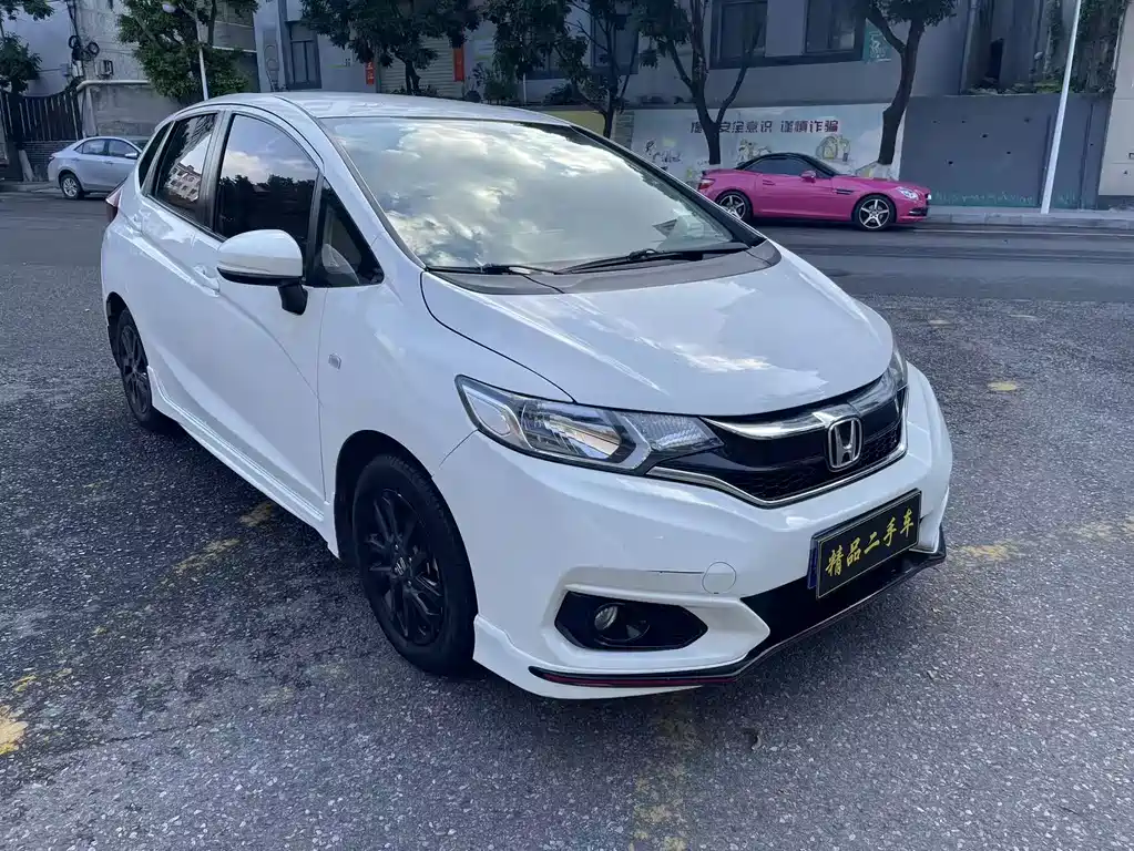 Honda Fit — фото 3