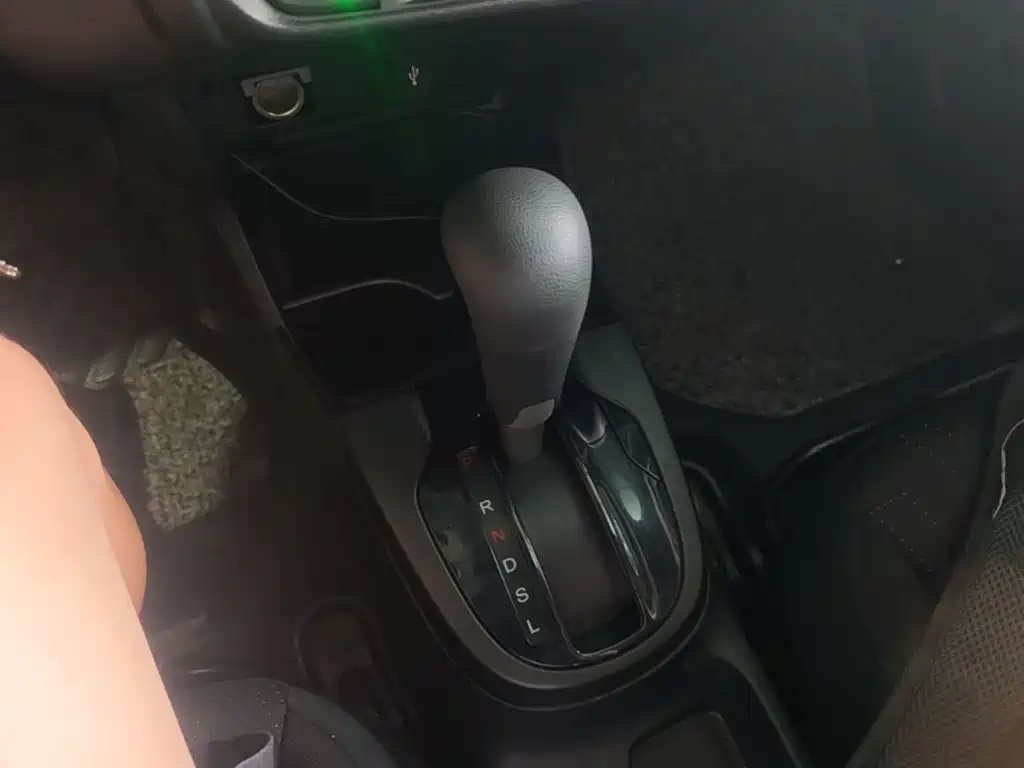 Honda Fit — фото 14