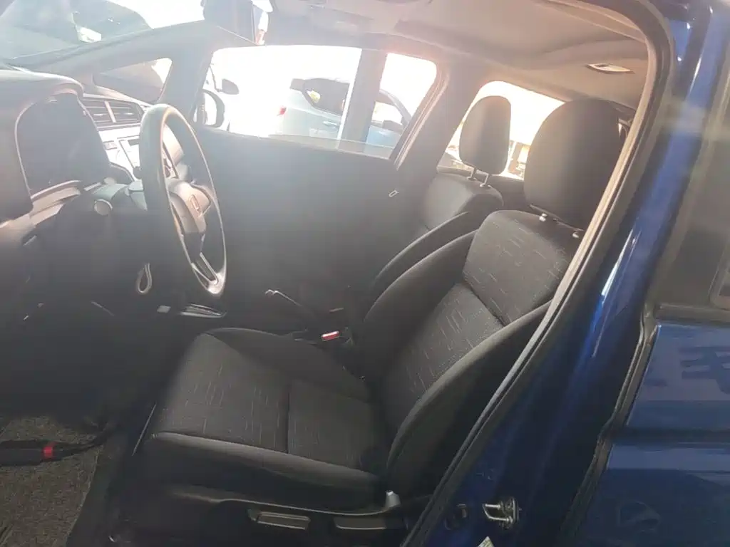 Honda Fit — фото 15