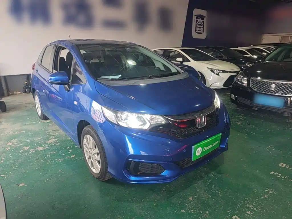 Honda Fit — фото 4