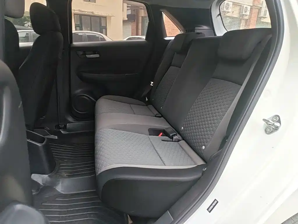 Honda Fit — фото 17