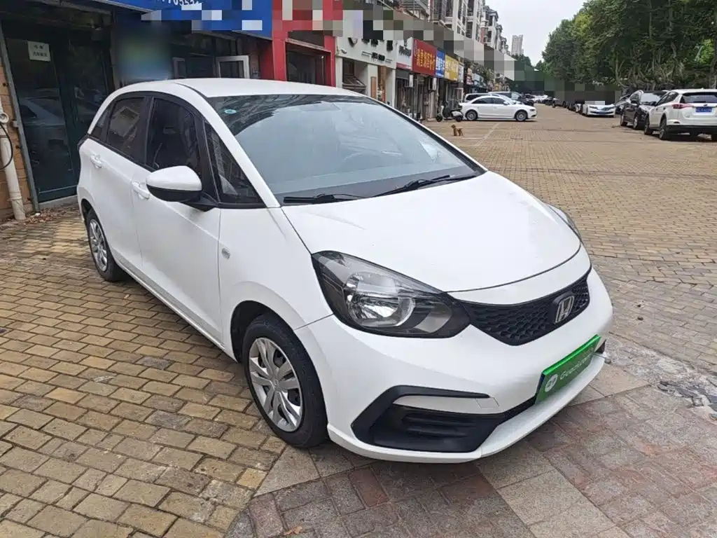 Honda Fit — фото 4