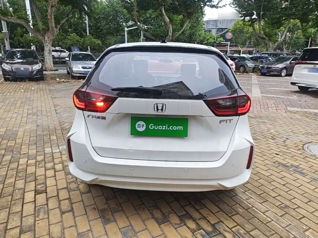 Honda Fit — фото 6