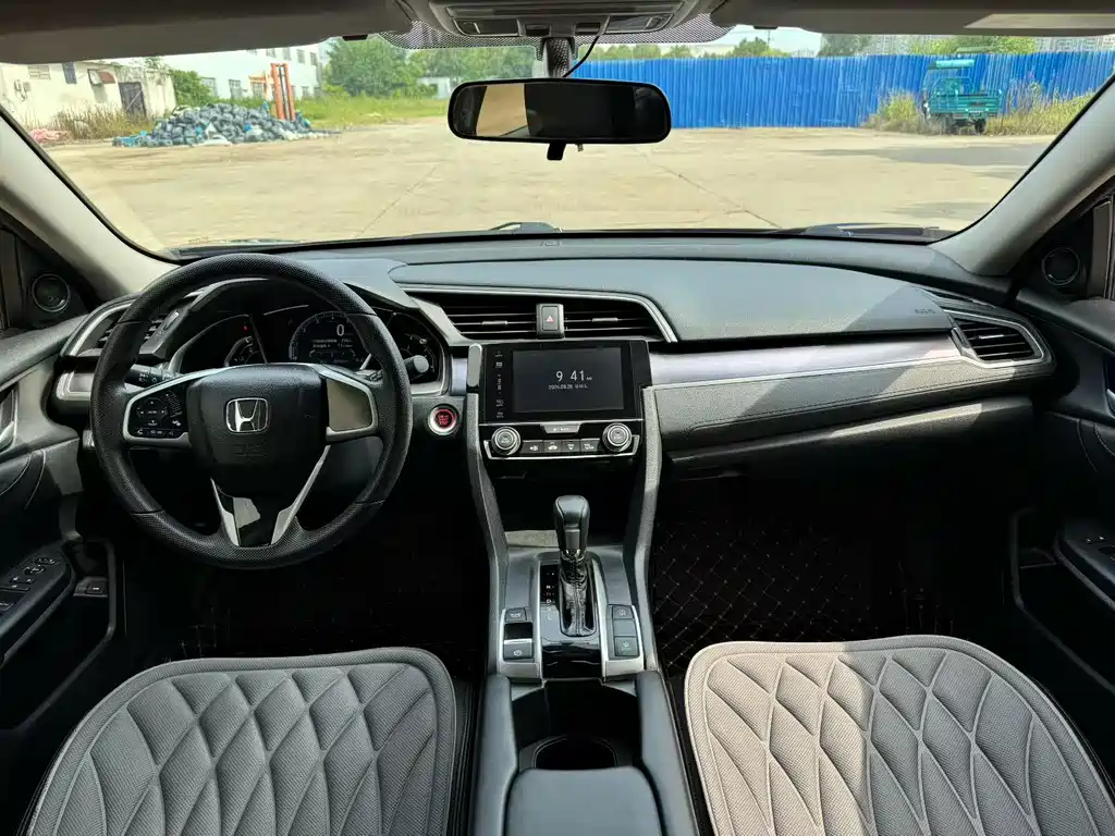 Honda Civic — фото 9