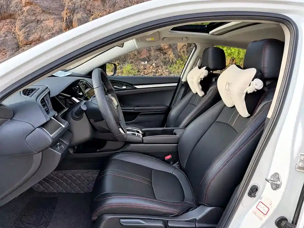 Honda Civic — фото 4