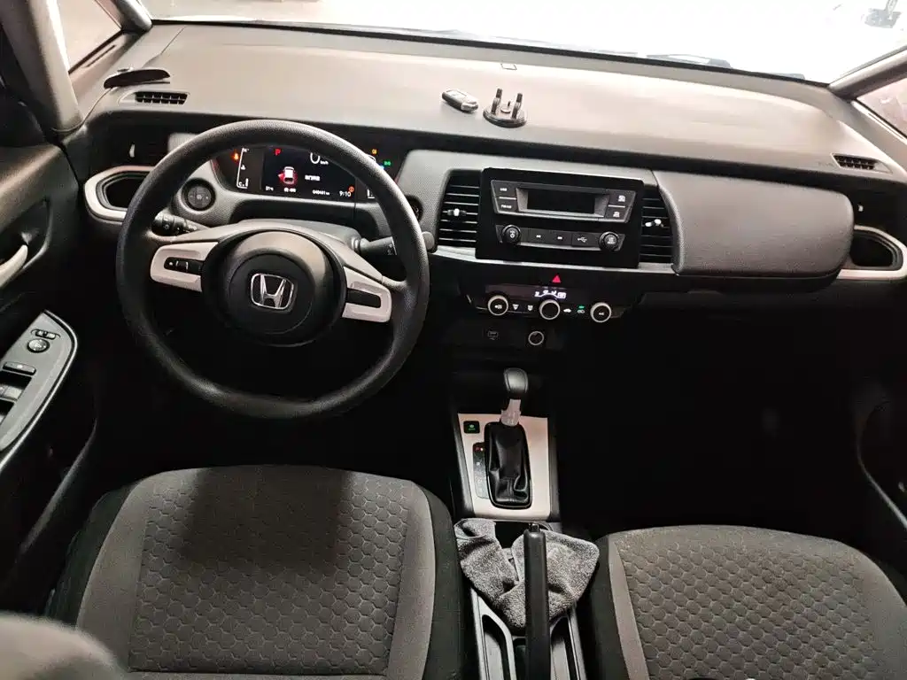 Honda Fit — фото 6