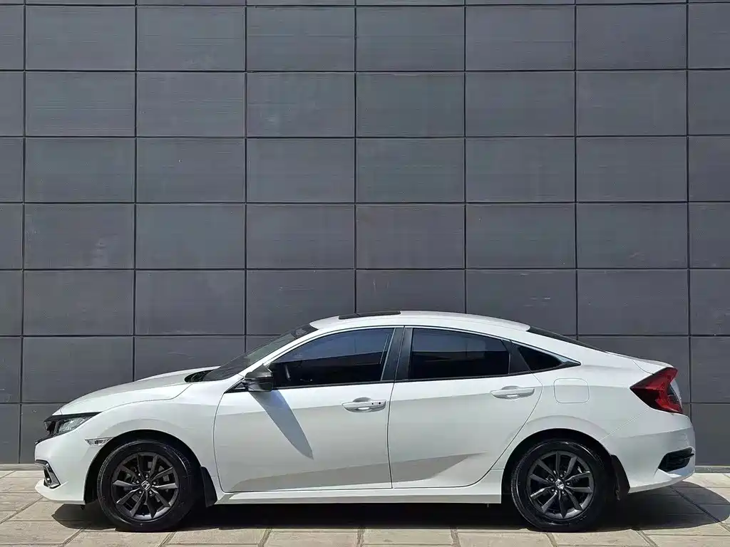 Honda Civic — фото 3