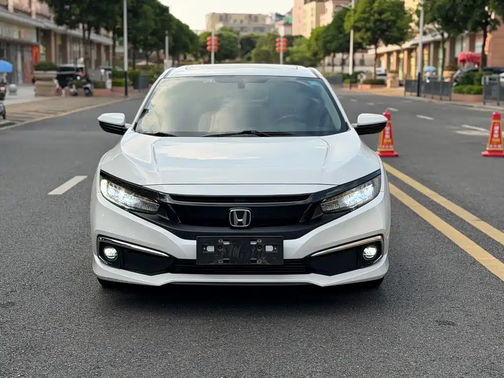 Honda Civic — фото 2