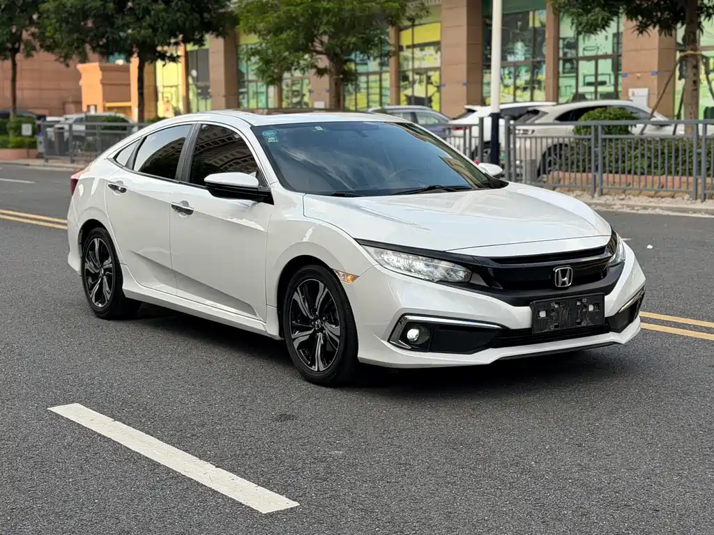 Honda Civic — фото 3