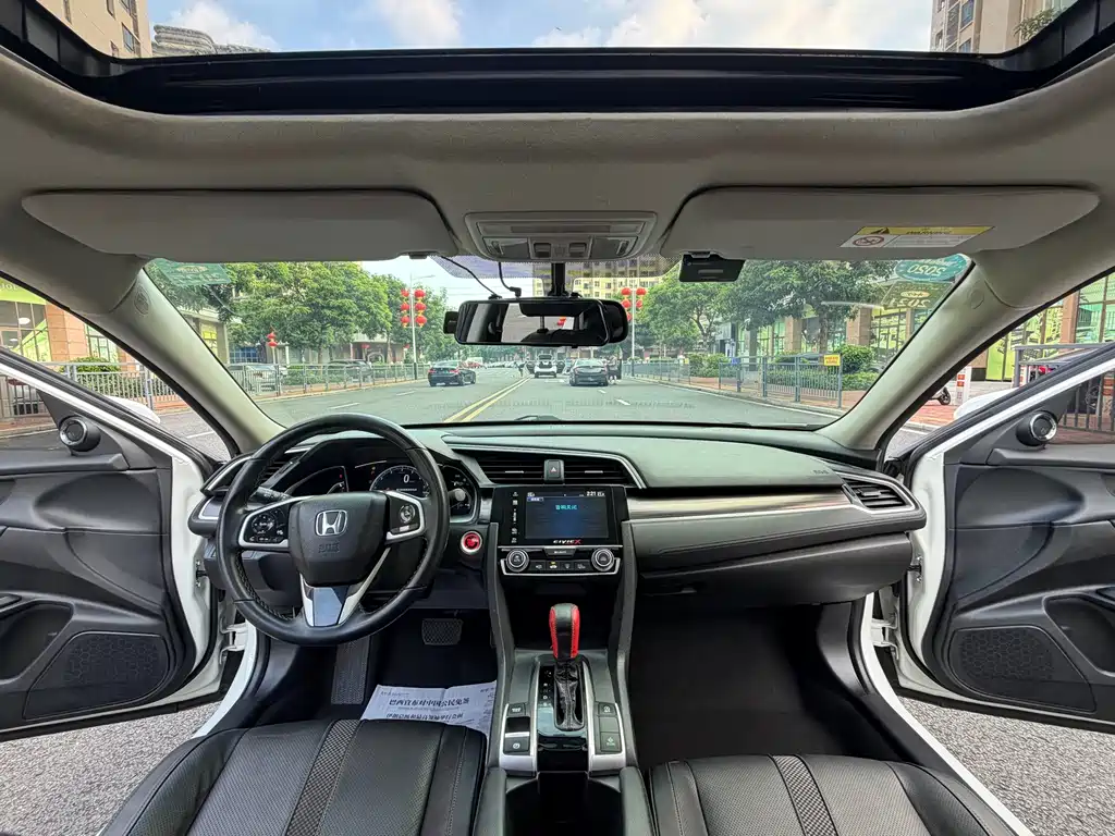 Honda Civic — фото 5