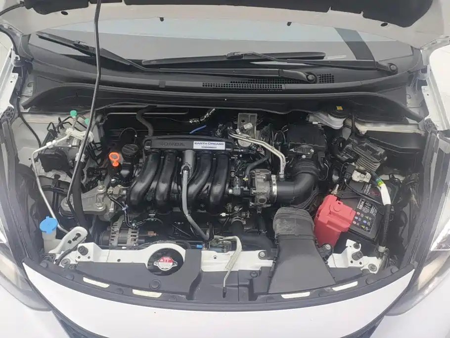 Honda Fit — фото 10