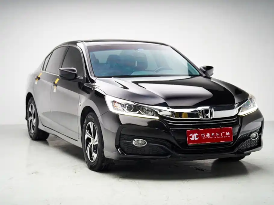 Honda Accord — фото 5