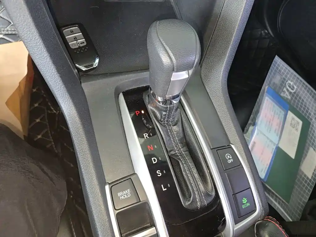 Honda Civic — фото 14