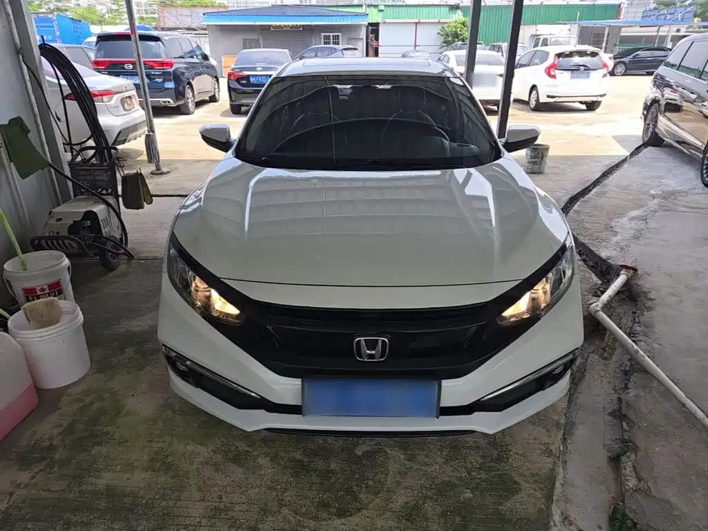 Honda Civic — фото 3