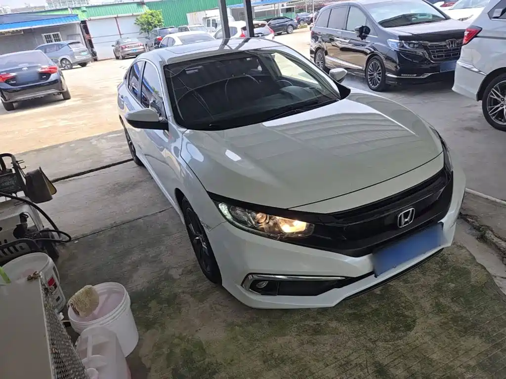 Honda Civic — фото 4