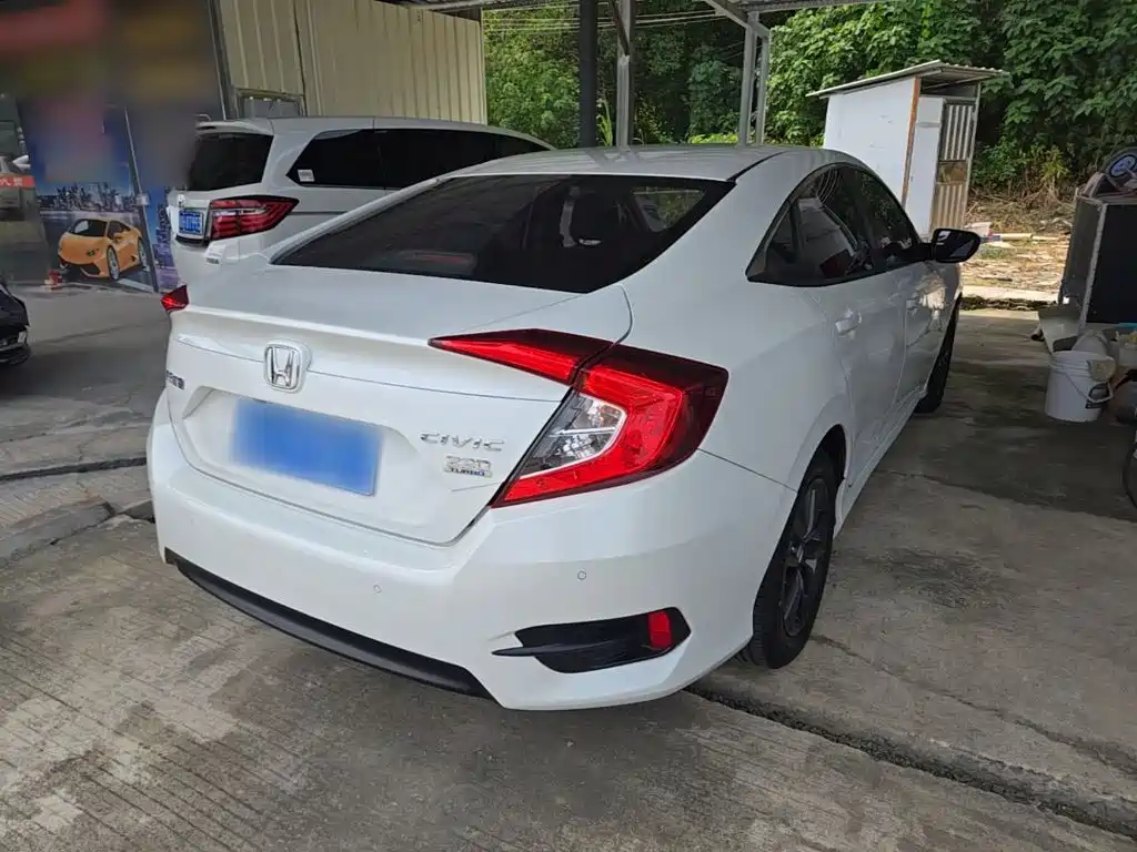 Honda Civic — фото 7