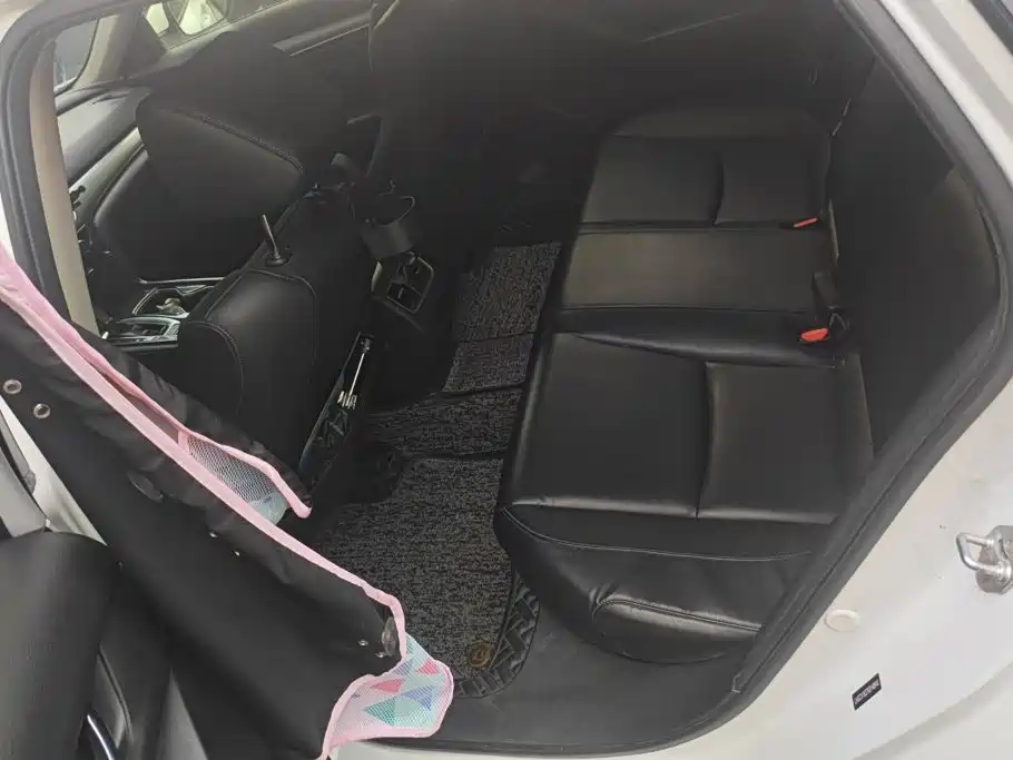 Honda Accord — фото 11
