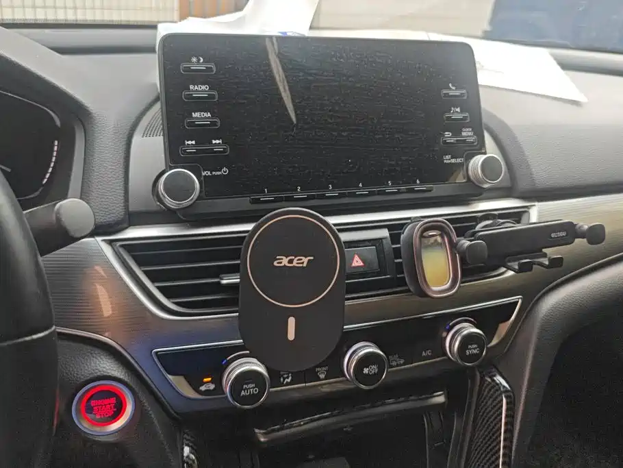 Honda Accord — фото 13