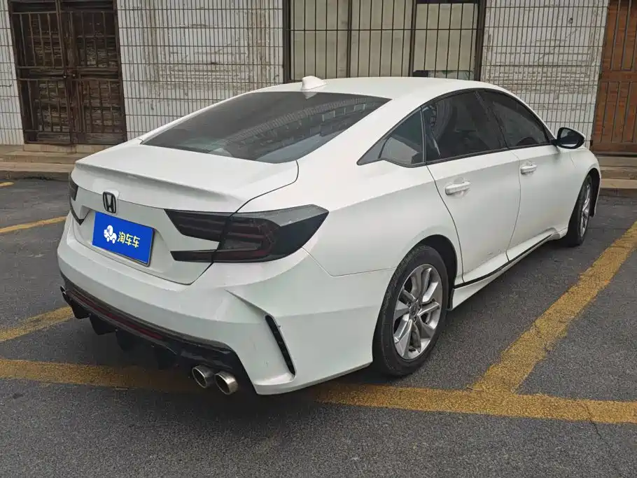 Honda Accord — фото 3