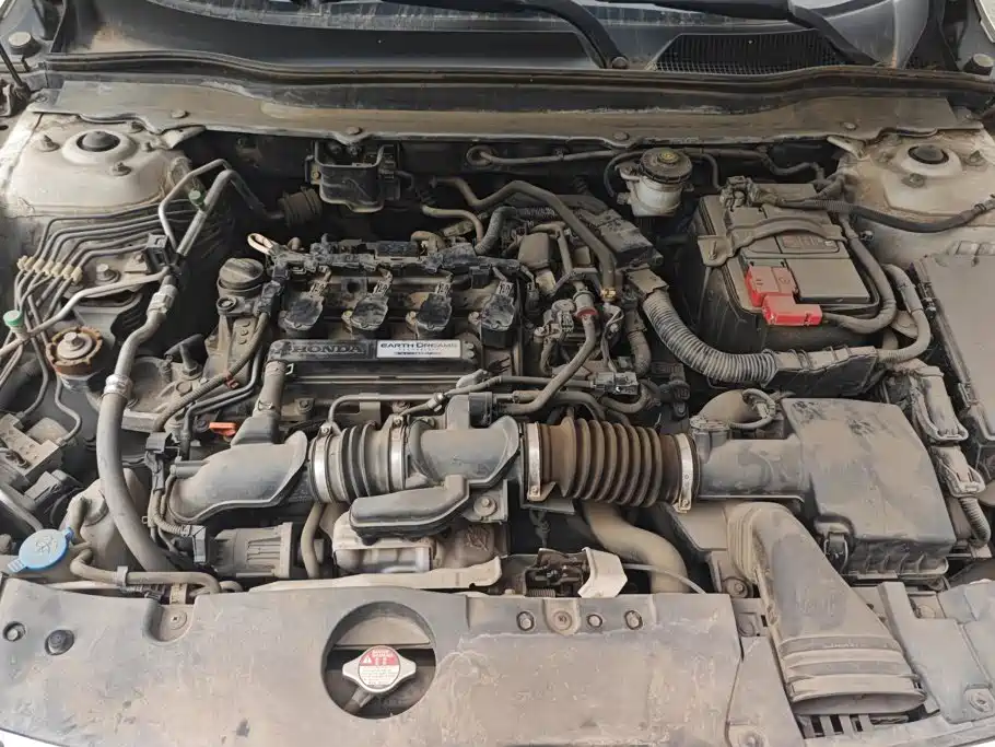 Honda Accord — фото 10