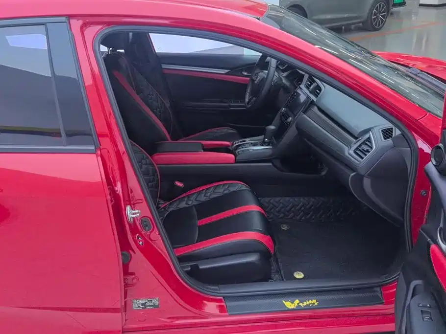 Honda Civic — фото 8