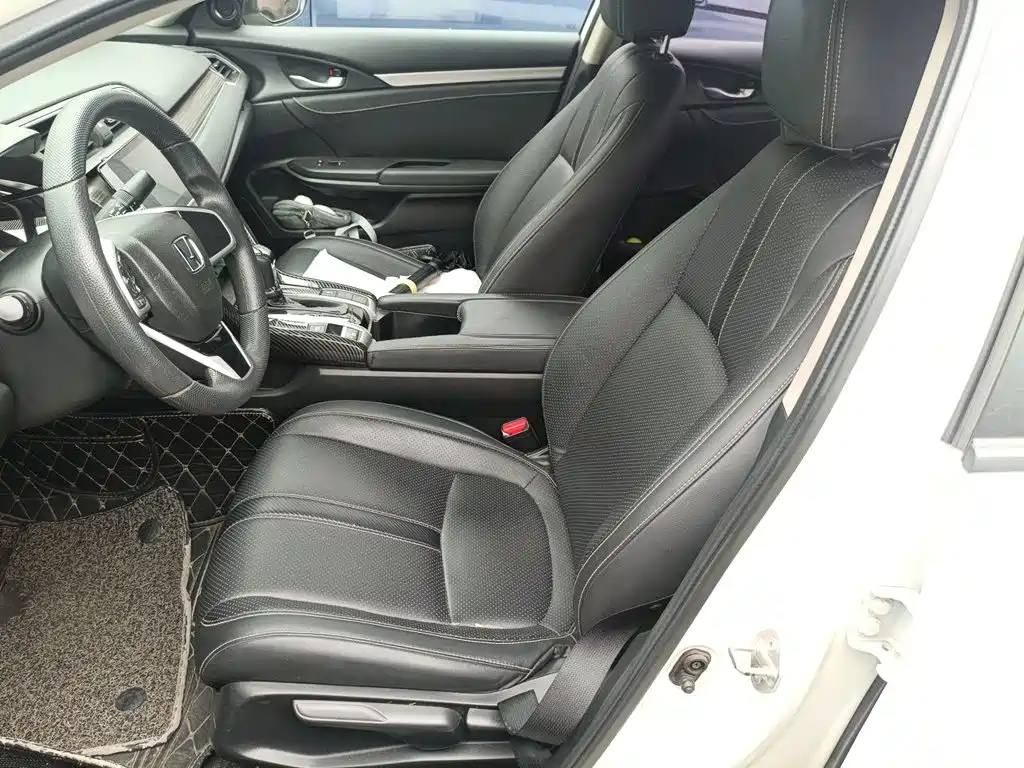 Honda Civic — фото 8