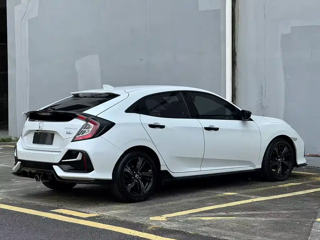 Honda Civic — фото 6