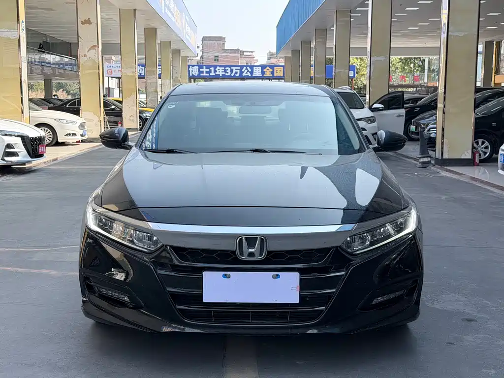 Honda Accord — фото 2