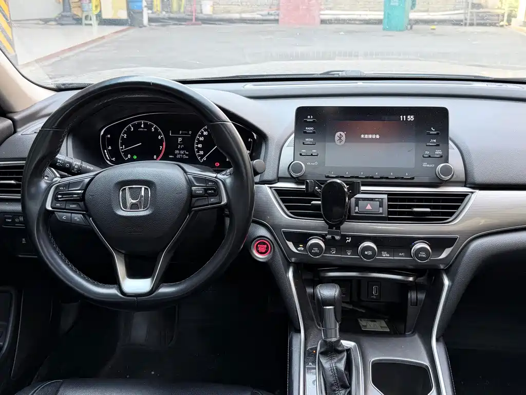 Honda Accord — фото 5