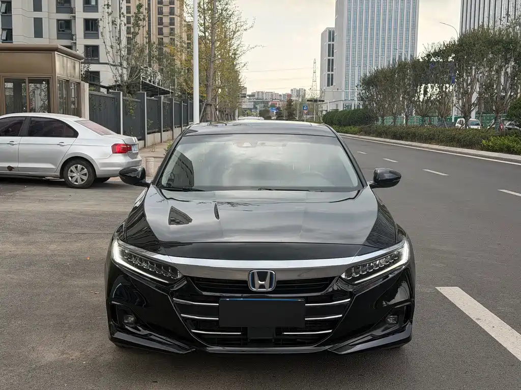 Honda Accord — фото 2