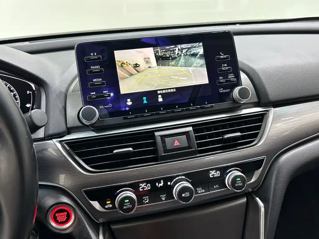 Honda Accord — фото 14