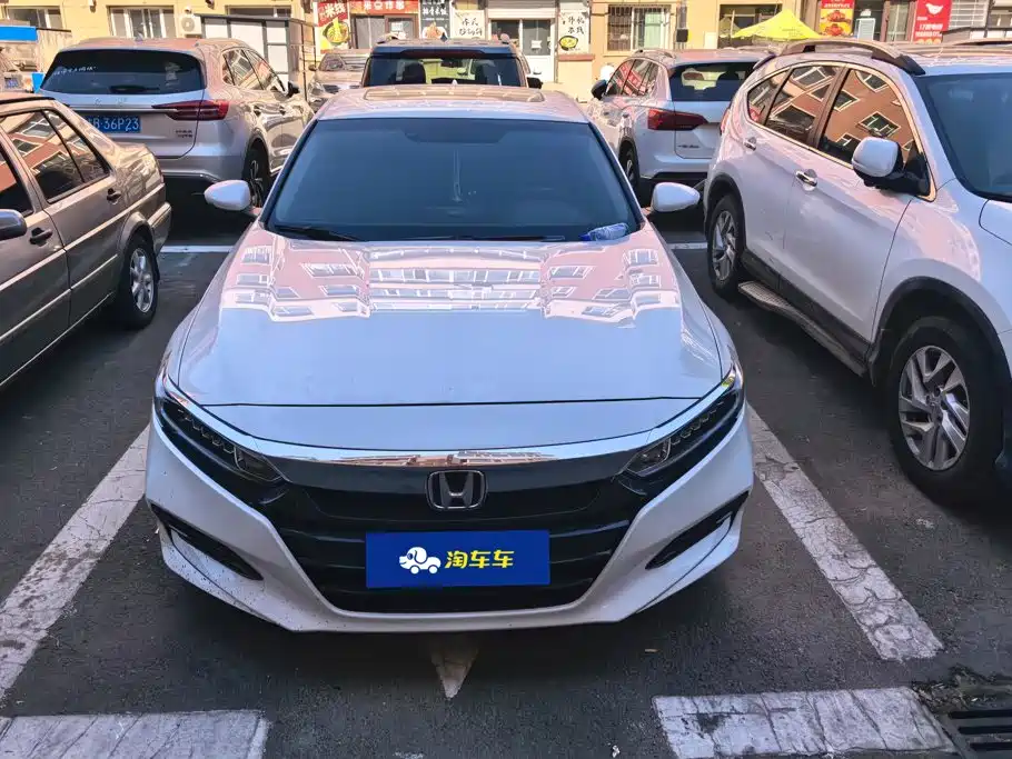 Honda Accord — фото 2