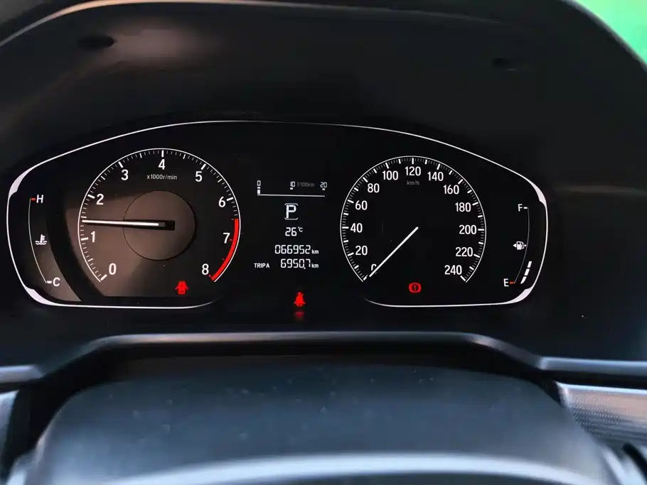 Honda Accord — фото 14