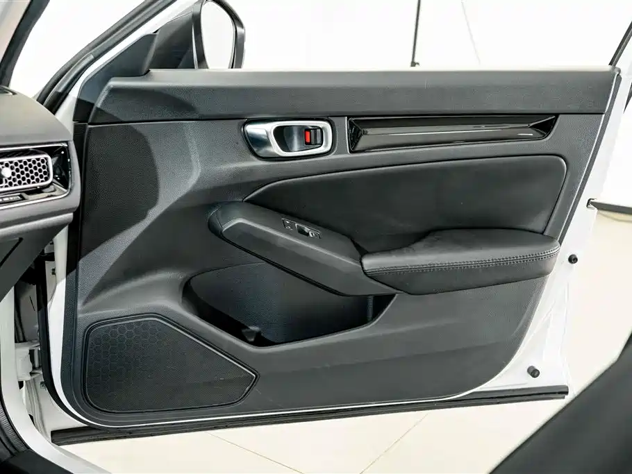 Honda Civic — фото 15