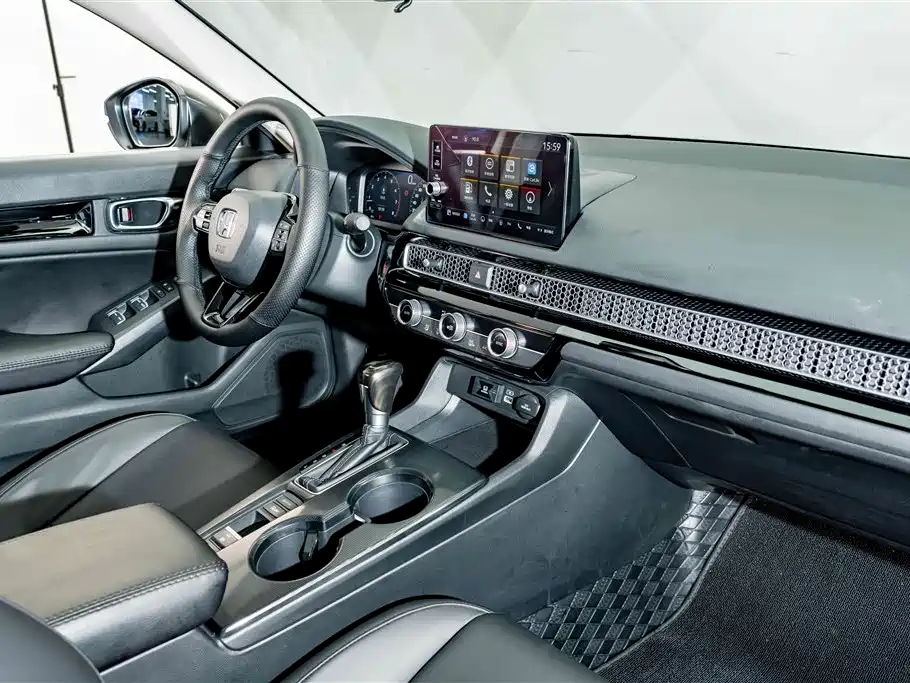 Honda Civic — фото 17