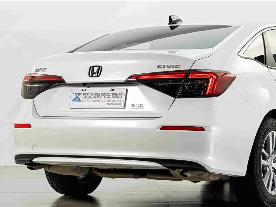 Honda Civic — фото 7