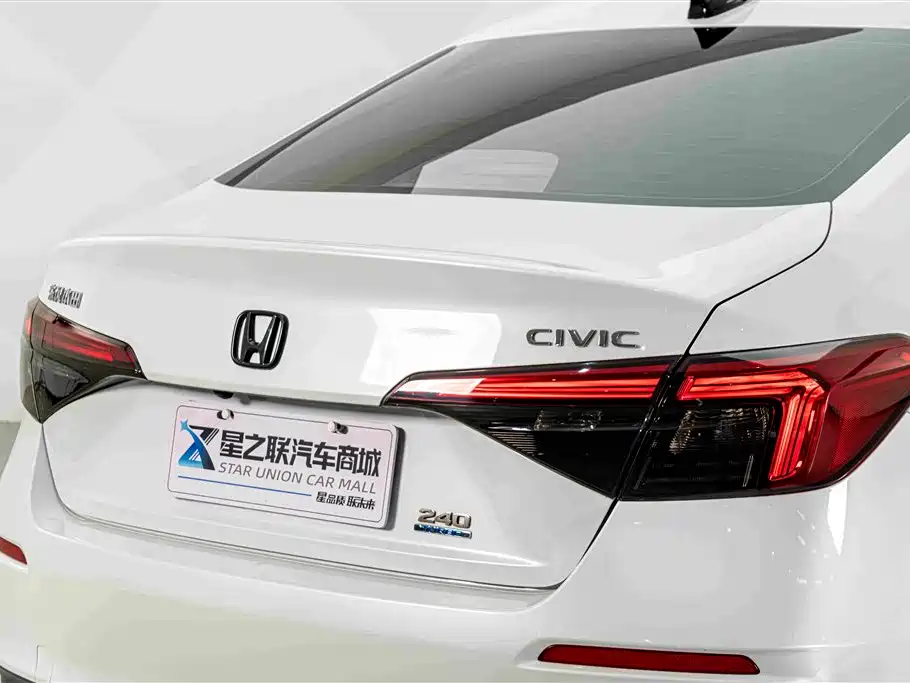 Honda Civic — фото 8