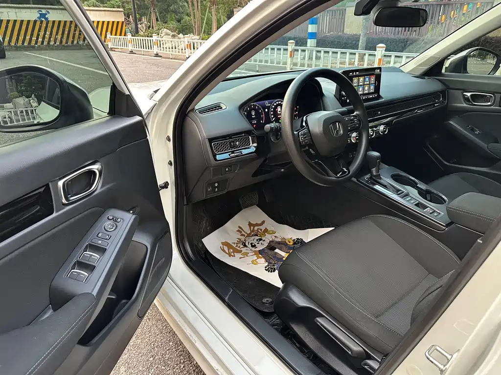 Honda Civic — фото 17