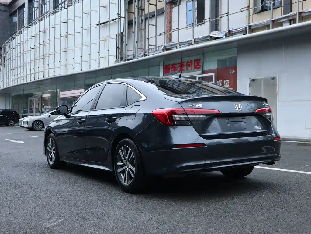 Honda Civic — фото 7
