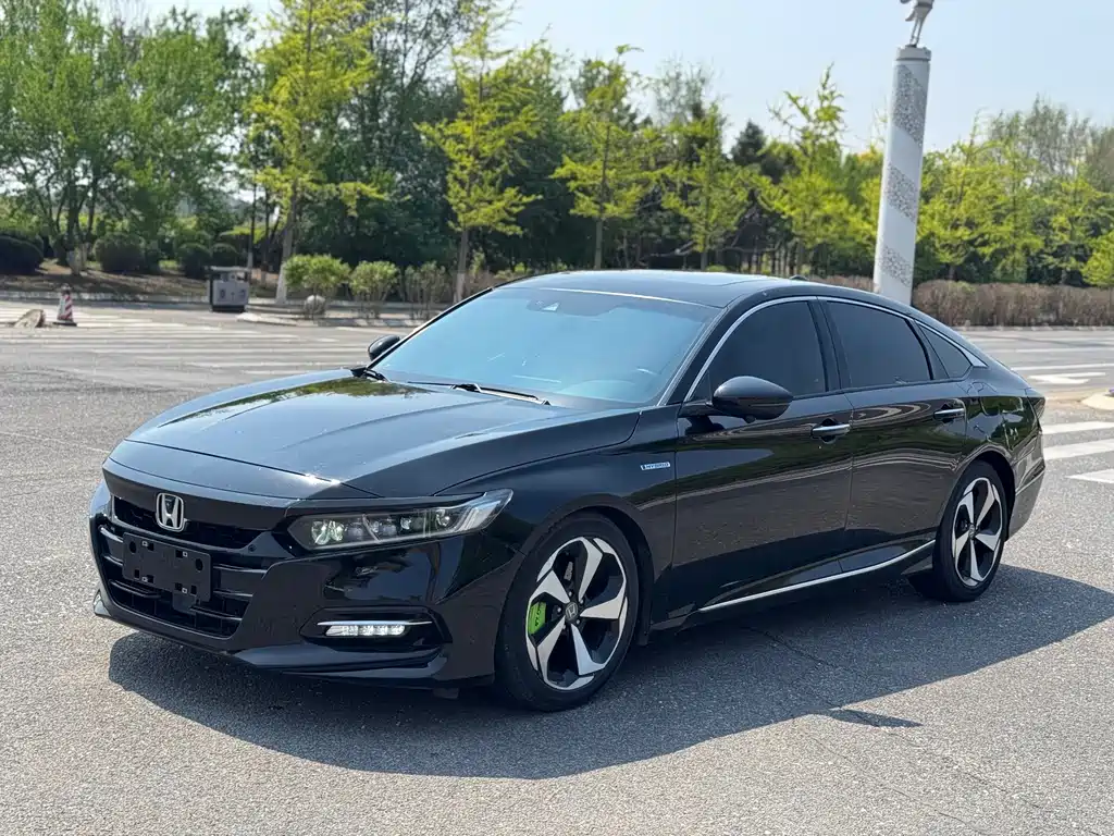 Honda Accord — фото 3