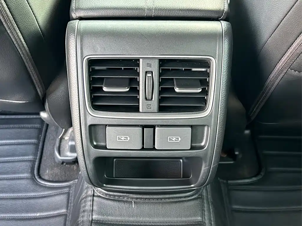 Honda Accord — фото 14