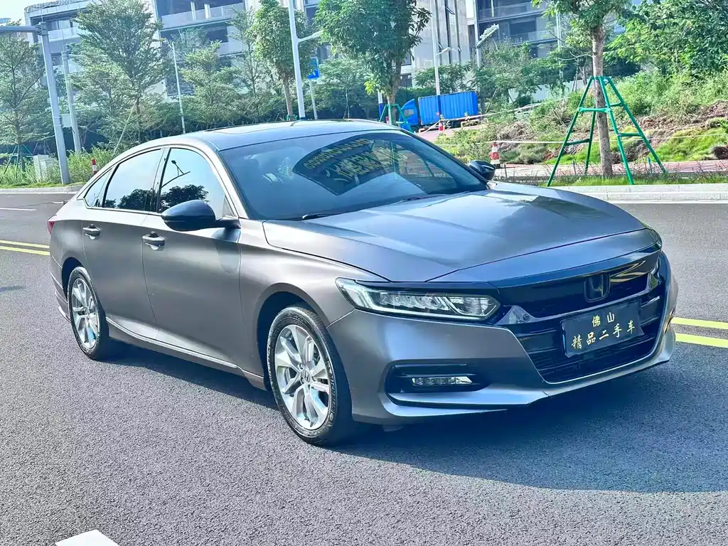 Honda Accord — фото 3