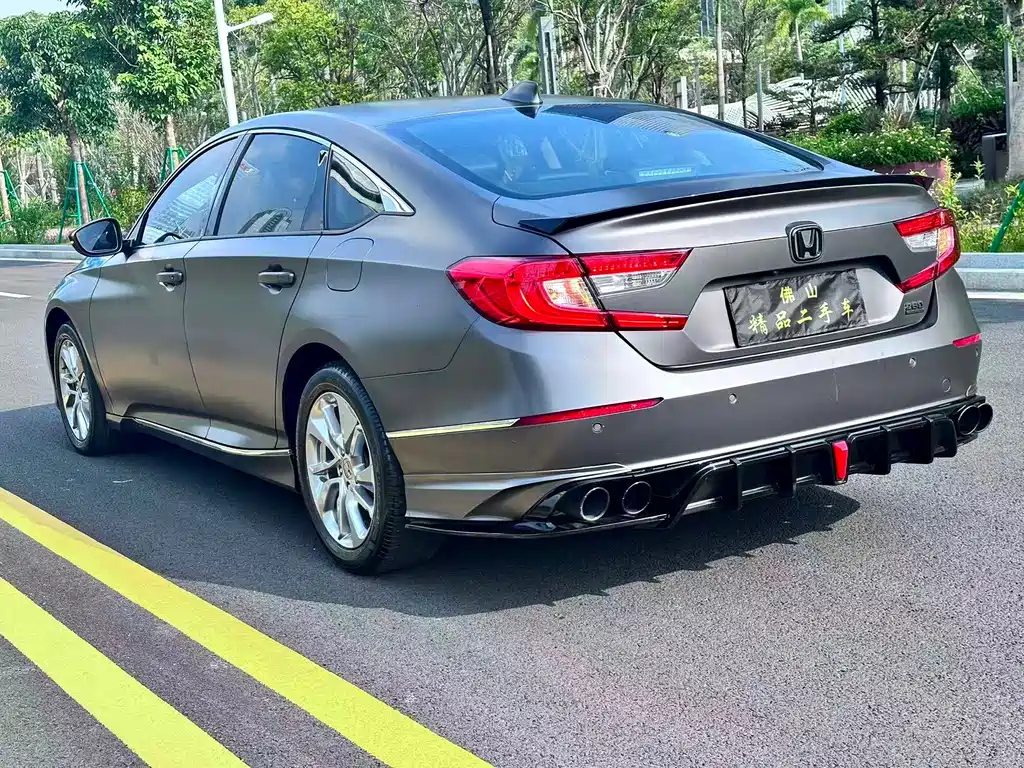 Honda Accord — фото 5