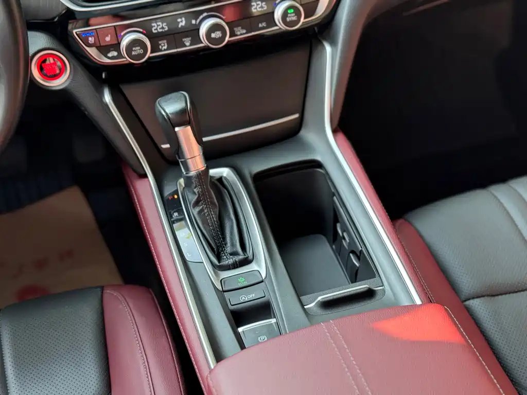 Honda Inspire — фото 15