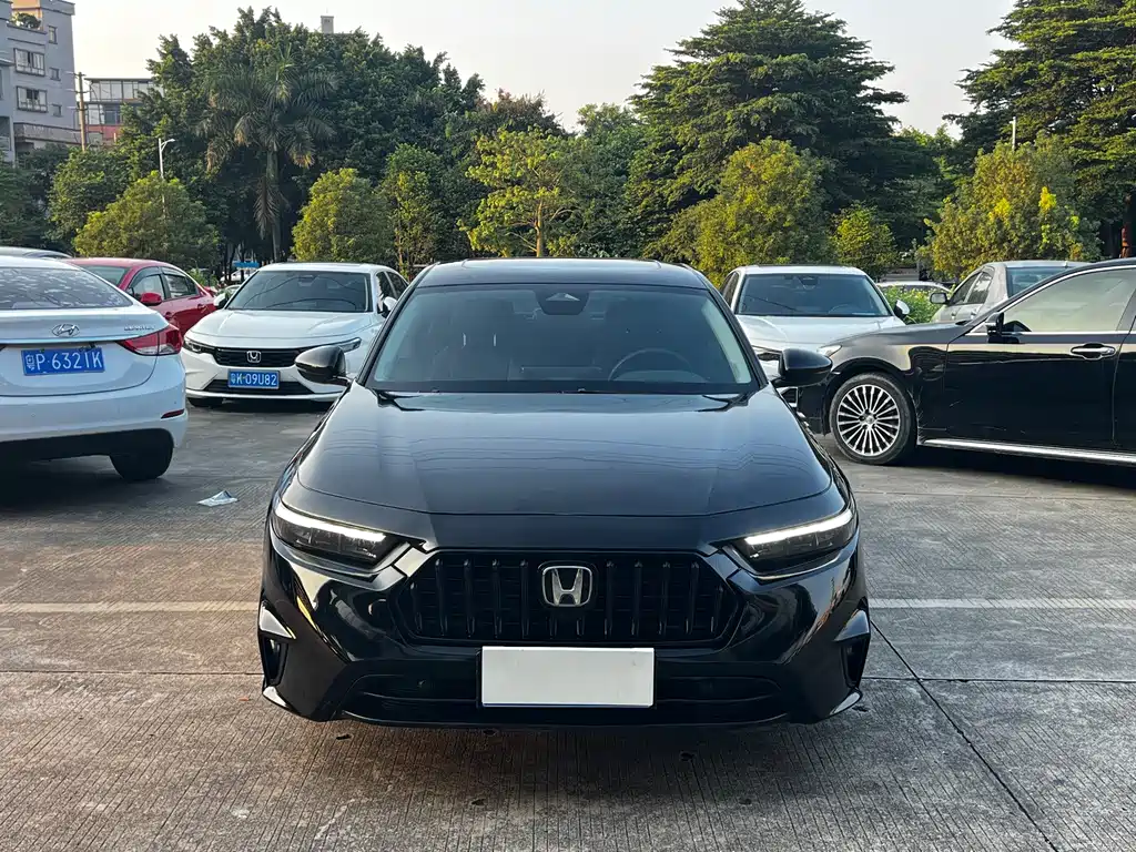 Honda Inspire — фото 2