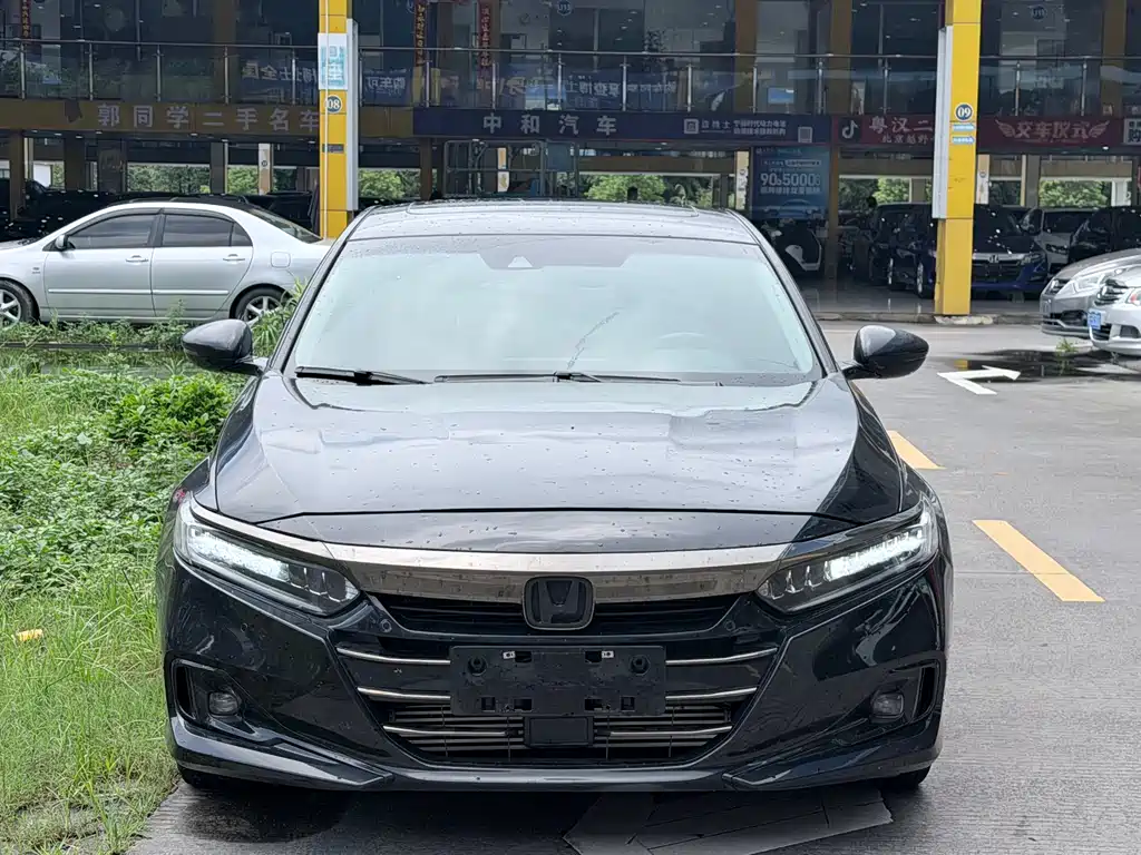 Honda Accord — фото 2