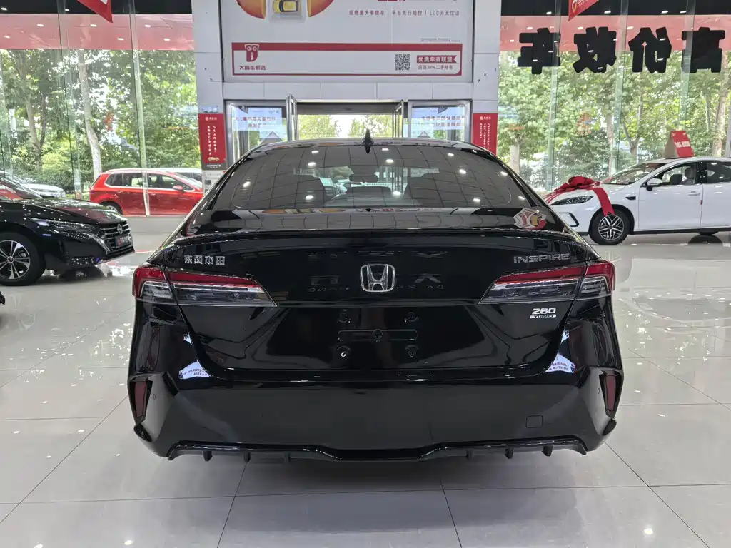 Honda Inspire — фото 8