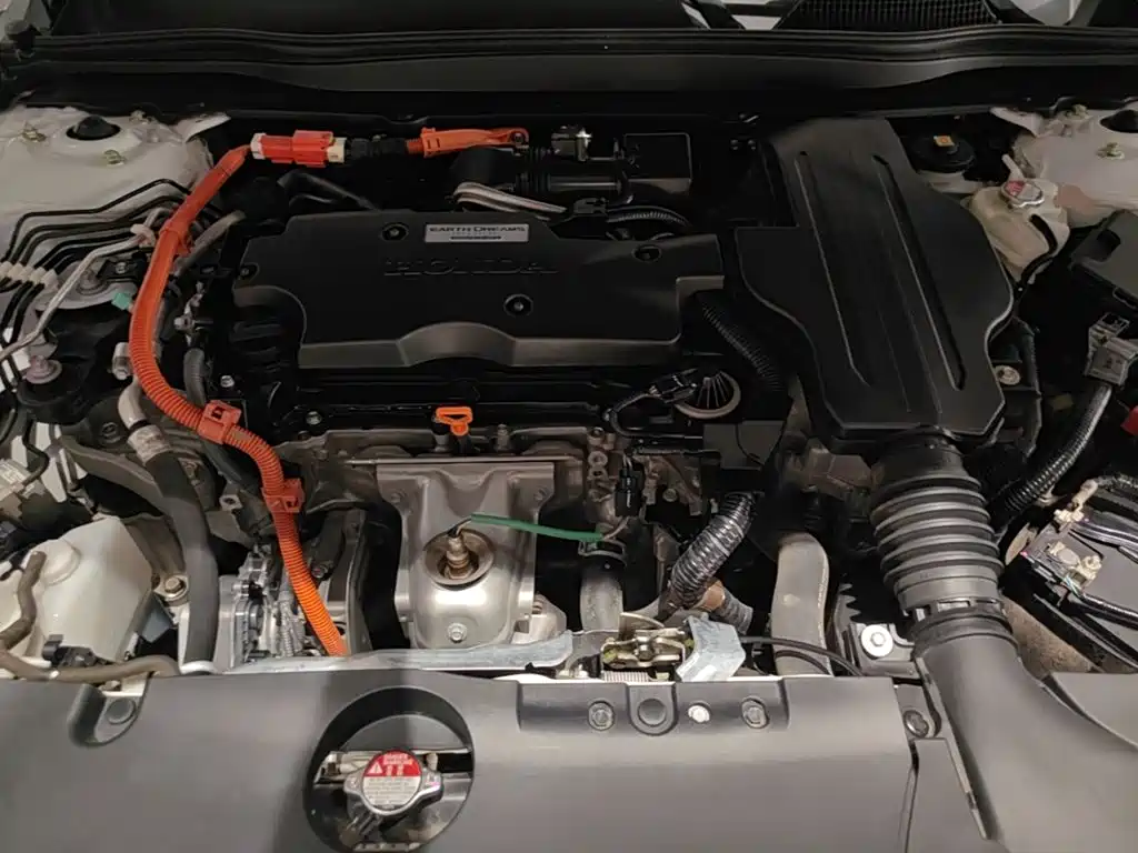 Honda Accord — фото 20
